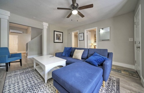 Austin House | Enjoy a nice Value housing in Austin’s little Mexico neighborhood.