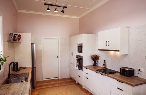 Mallanganee House | Enjoy a Relaxing Countryside Stay in the Rural Village of Mallanganee