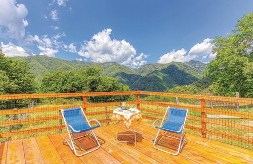 Barga House | Enjoy a relaxing holiday in the midst of the idyllic Tuscan countryside.