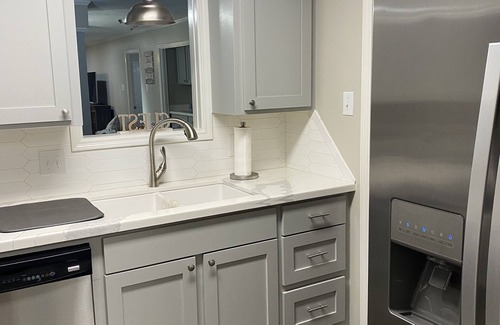 Nacogdoches House | Enjoy a relaxing stay at Hillside Haven