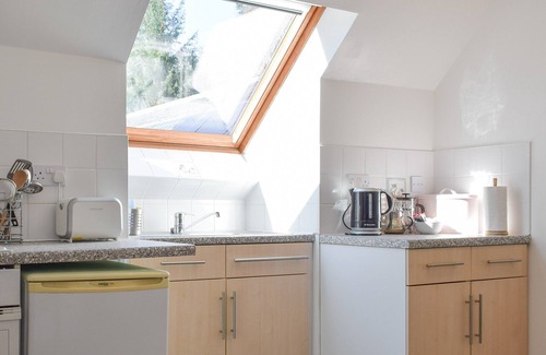 Killin Cottage | Enjoy a relaxing stay at Pine Cottage, a first floor apartment where you can participate in a game o