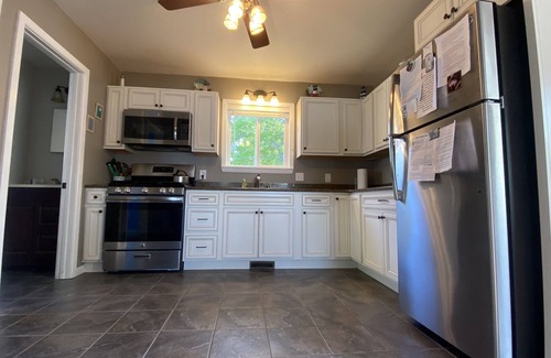 Hale Cottage | Enjoy A Restful Week Overlooking the Lake in Hale Michigan