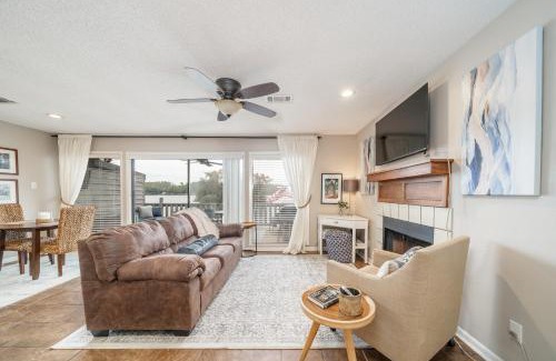 Hot Springs Apartment | Enjoy a serene getaway and the thrill of horse racing