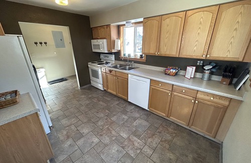 Dayton House | Enjoy a stay at the private, newly-remodeled Cowboy Cottage in Dayton, Wyoming.