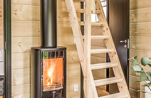 Salen Apartment | Enjoy a stay close to nature in this modern vacation apartment!