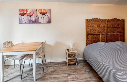 Saint-Bauzille-de-Putois Apartment | Enjoy an unforgettable vacation in this inviting apartment close to nature!