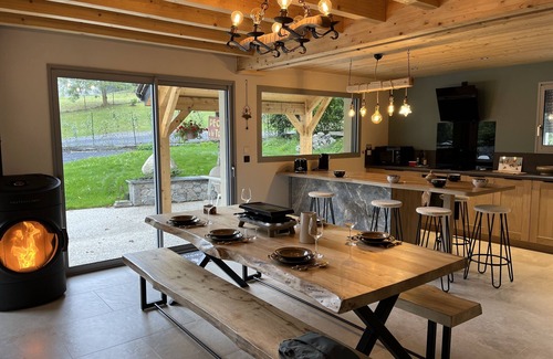 Cauterets Ski Chalet | Enjoy an unforgettable stay at Chalet de Catarrabes beautiful views &Cocooning