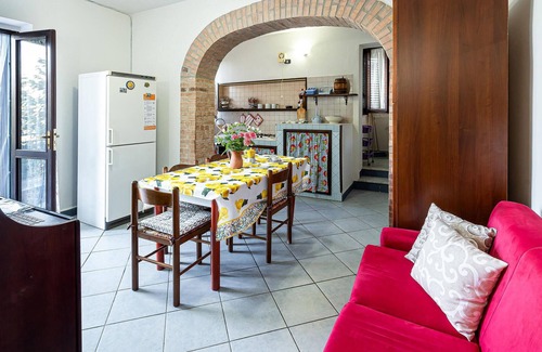 Pollica Apartment | Enjoy an unforgettable vacation in this inviting vacation apartment.