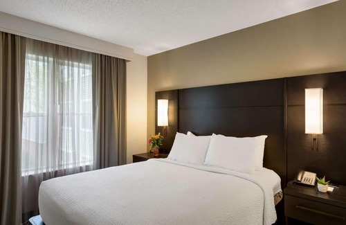 Mount Tabor Hotel | Enjoy and Unwind! Two Cozy 2BR Suites w/Kitchens, Near Whippany Railway Museum!