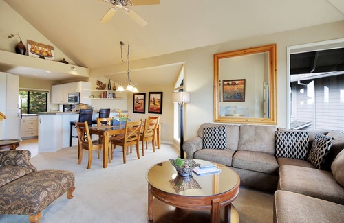 Century West Condo | Enjoy Deschutes River Views from Beautiful 2-Bedroom Mt. Bachelor Village Condo