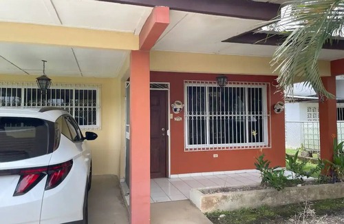 Penonome House | Enjoy family size cozy homenn
