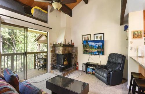 Kings Beach House | Enjoy Forest Views Retreat at Kingswood Village