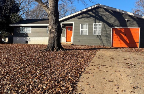Stillwater House | Enjoy game days or a fun weekend in this charming 3 bedroom house in Stillwater!