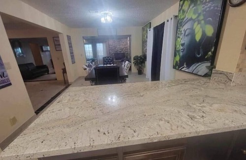 Sunrise Manor House | Enjoy Las Vegas Views-6BR/Poolnn