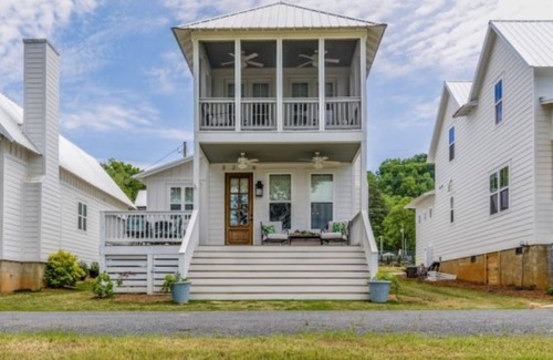 Guntersville House | Enjoy Life at River Rocks Plantation