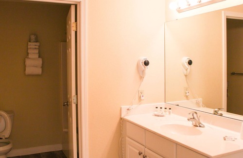 Kelleys Island House | Enjoy picturesque views of Lake Erie 219