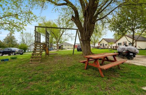 Otonabee-South Monaghan House | Enjoy Relax at Rice Lakes