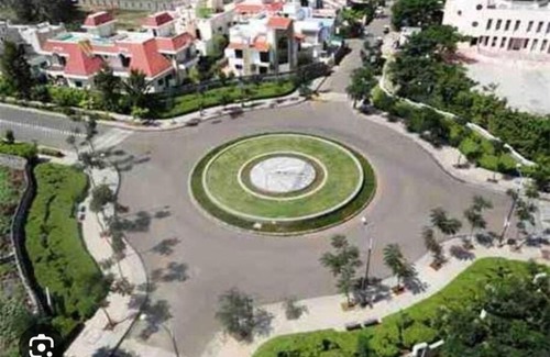 Magarpatta City Apartment | Enjoy Scenic view in mid of Magarpatta city