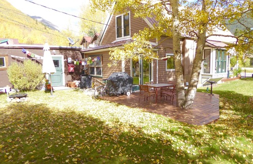 Silverton House | Enjoy some R & R at this historic cottage in the best neighborhood in town!