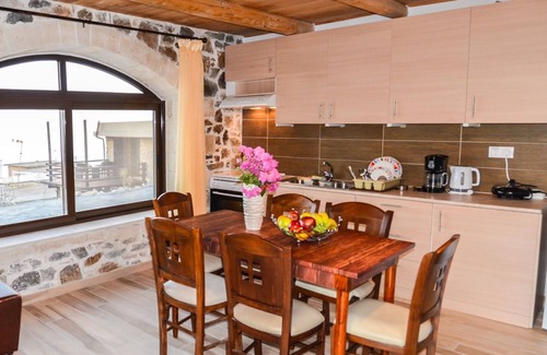 Agalianos Apartment | Enjoy South Crete at Villa Irena.