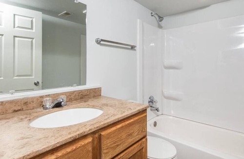 Blackhawk House | Enjoy the comfort of this 6 bedroom 2 bath home