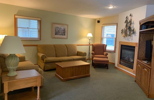 Shawnee On Delaware Resort | Enjoy the fresh air of Pennsylvania's Pocono Mountains!