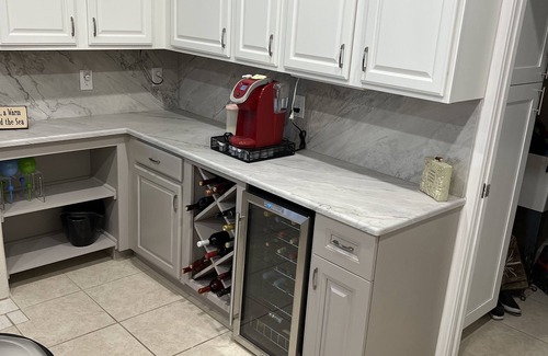 Tarpon Springs House | Enjoy this Exclusive - 4 Bedroom FL Home with Privacy Fence and Private Pool