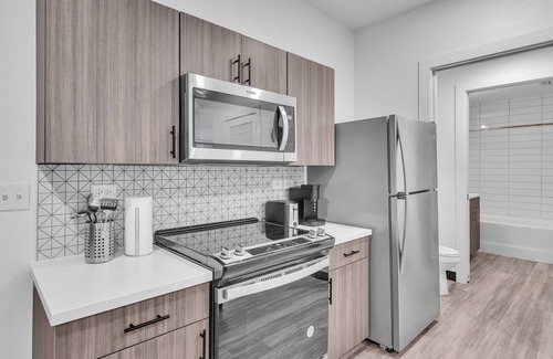 Zephyrhills West Apartment | Enjoy Top-notch Amenities at our Condo near Scenic Golf Course & Premium Wellness Hub!