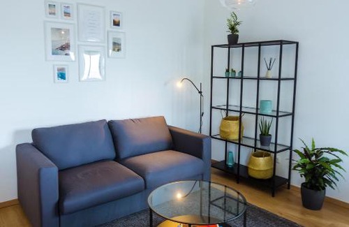 Consolacao Apartment | Enjoy VIEW apartment - ocean, surf, beach, eat & work
