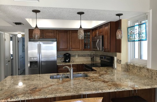 Indian Shores Condo | Enjoy white sand, amazing sunsets in a beautiful, comfortable, renovated condo