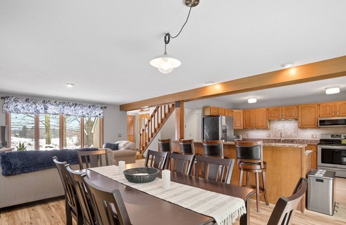 Gilford House | Enjoy Winter Fun in Beautiful NH! Private Gilford Family Retreat! – Gunstock, Lake Winnipesaukee,...