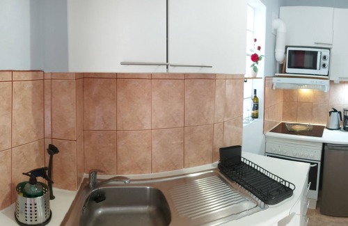 Tarajalillo House | Enjoy your Privacy in this Studio type Holiday Home in Bahía Feliz with Terrace