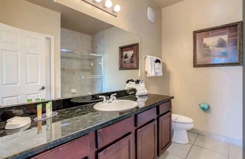 Loughman Condo | Enjoy your stay in this cozy, condo located at the luxurious Tuscana Resort