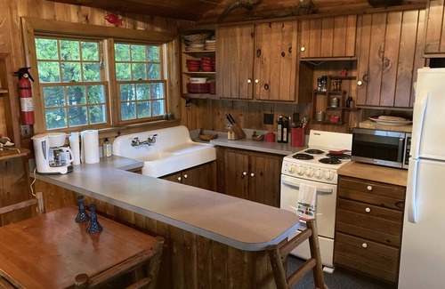 Drummond Cabin | Enjoy your very own Private Island! Seclusion and beauty await at Howard Island