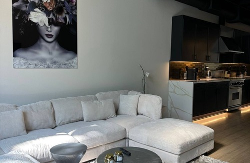 Santa Ana House | Enjoyable 2-bedroom house with AC in Santa Ana