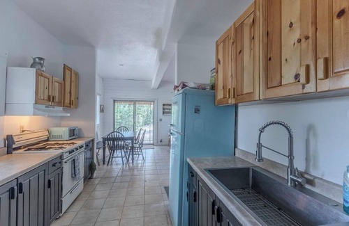 Glendale Cabin | Enjoyable cabin with WiFi in the Strawberry Ridge area of Duck Creek