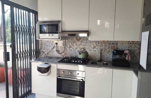 Alberton Cottage | Enjoyable cottage with WiFi in Alberton