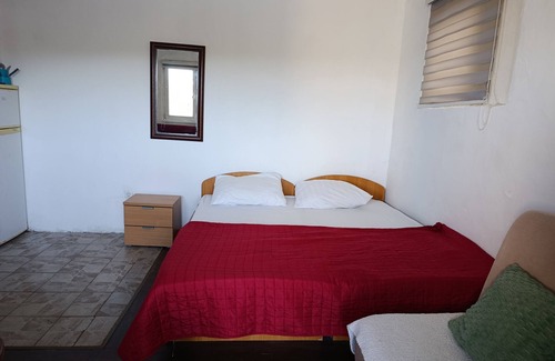 Neum Apartment | Enjoyable studio with AC in charming Neum