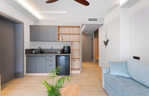 Nafplion City Centre Hotel | Ennea Muses Rooms & Suites