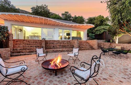 Kosmos Bed & Breakfast | Enso Botanico Boutique Wellness Villa, with an outside wood-fire Hot Tub in Kosmos