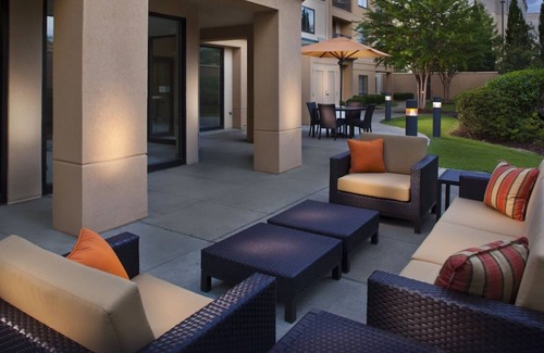 Crestline Heights House | Ensuring a Very Comfortable & Memorable Stay! Free Onsite Parking, Pets Allowed