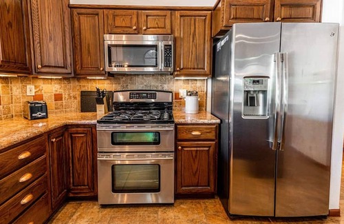 Arabian Views Cottage | Entertainers Dream in Scottsdale W/pool and Games!