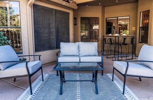 Arabian Views Cottage | Entertainers Dream in Scottsdale W/pool and Games!