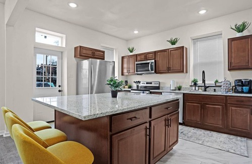 St. Louis House | Entertainment Oasis: Spa, Game Room & Playground