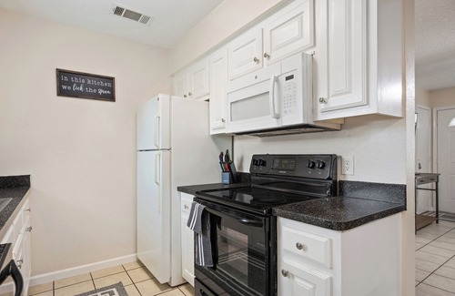 Midlothian Apartment | Entire 2 bedroom unit downstairs, family owned.