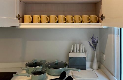 Bangkok Central Business District House | Entire 3BR Townhome in Sukhumvit, shared Pool, near BTS&MRT Asok