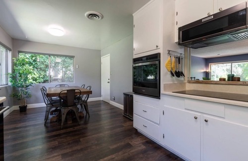 Fair Oaks House | Entire 5 br, tri-level Home Family, Fun, Relax & dreamy park like yard!