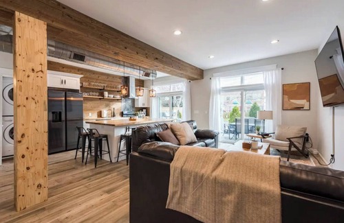 Asbury Park House | Entire 6BR Beachtown Home w/Parking, Patio, Balcony and Yard