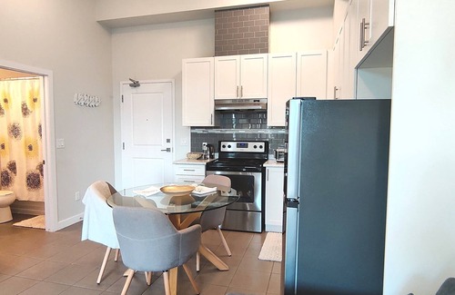 West Oak Trails Apartment | 💖 Entire Apartment: 1 Bedroom + 1 Bathroom · high ceilings · quiet place