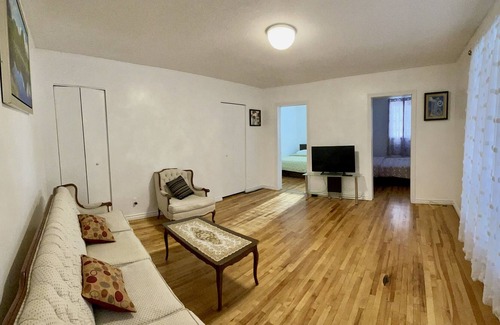 Hull Apartment | Entire Apartment. Few minutes away from downtown Ottawa.